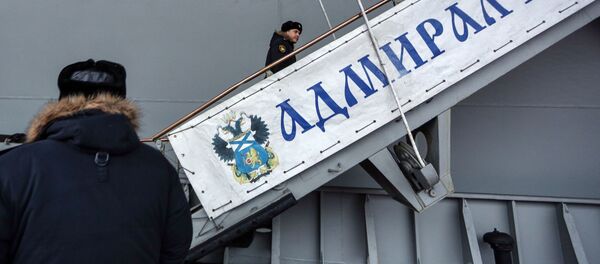 墜落在“庫茲涅佐夫海軍上將”號航母甲板上的起重機將在新年前被清理 - 俄羅斯衛星通訊社