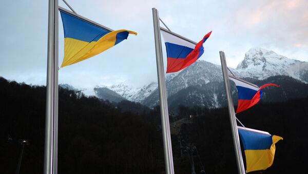 Национальные флаги Украины и России - 俄羅斯衛星通訊社