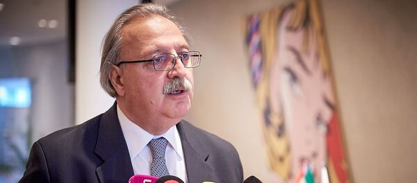 格里戈尔•瓦沙泽 - 俄罗斯卫星通讯社