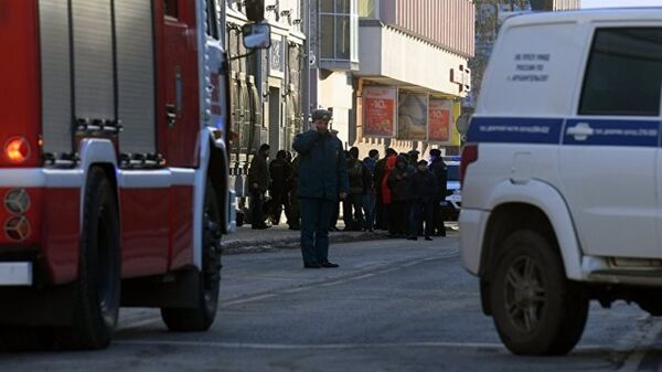 俄联邦安全局阿尔汉格尔斯克分局大楼门口发生爆炸 - 俄罗斯卫星通讯社