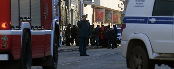 俄联邦安全局阿尔汉格尔斯克分局大楼门口发生爆炸 - 俄罗斯卫星通讯社