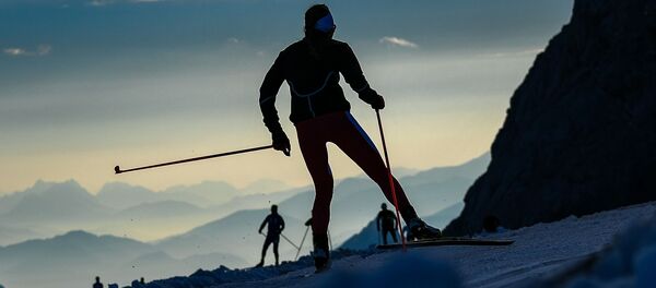 Спортсмены во время тренировки на глетчере Дахштайн в Австрии Спортсмены во время тренировки на глетчере Дахштайн в Австрии - 俄羅斯衛星通訊社