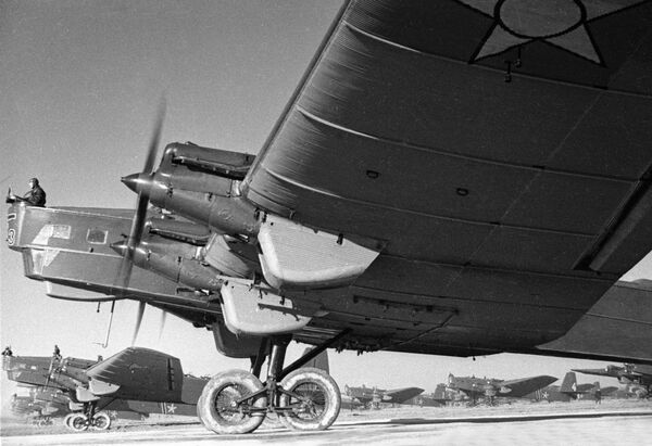 ANT-6四引擎重型轰炸机 ANT-6四引擎重型轰炸机 - 俄罗斯卫星通讯社