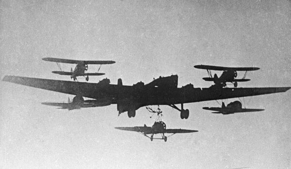 ANT-42(另称TB-7或PE-8) ANT-42(另称TB-7或PE-8) - 俄罗斯卫星通讯社