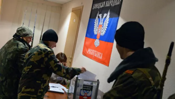 顿涅茨克人民共和国和卢甘斯克人民共和国开放选举投票站 - 俄罗斯卫星通讯社