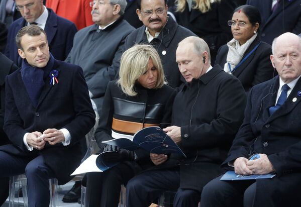 俄羅斯總統弗拉基米爾·普京出席在巴黎凱旋門舉行的一戰結束100週年紀念活動 - 俄羅斯衛星通訊社