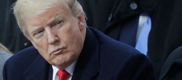 Президент США Дональд Трамп на мемориальной церемонии у Триумфальной арки в Париже по случаю 100-летия окончания Первой мировой войны Президент США Дональд Трамп на мемориальной церемонии у Триумфальной арки в Париже по случаю 100-летия окончания Первой мировой войны - 俄罗斯卫星通讯社