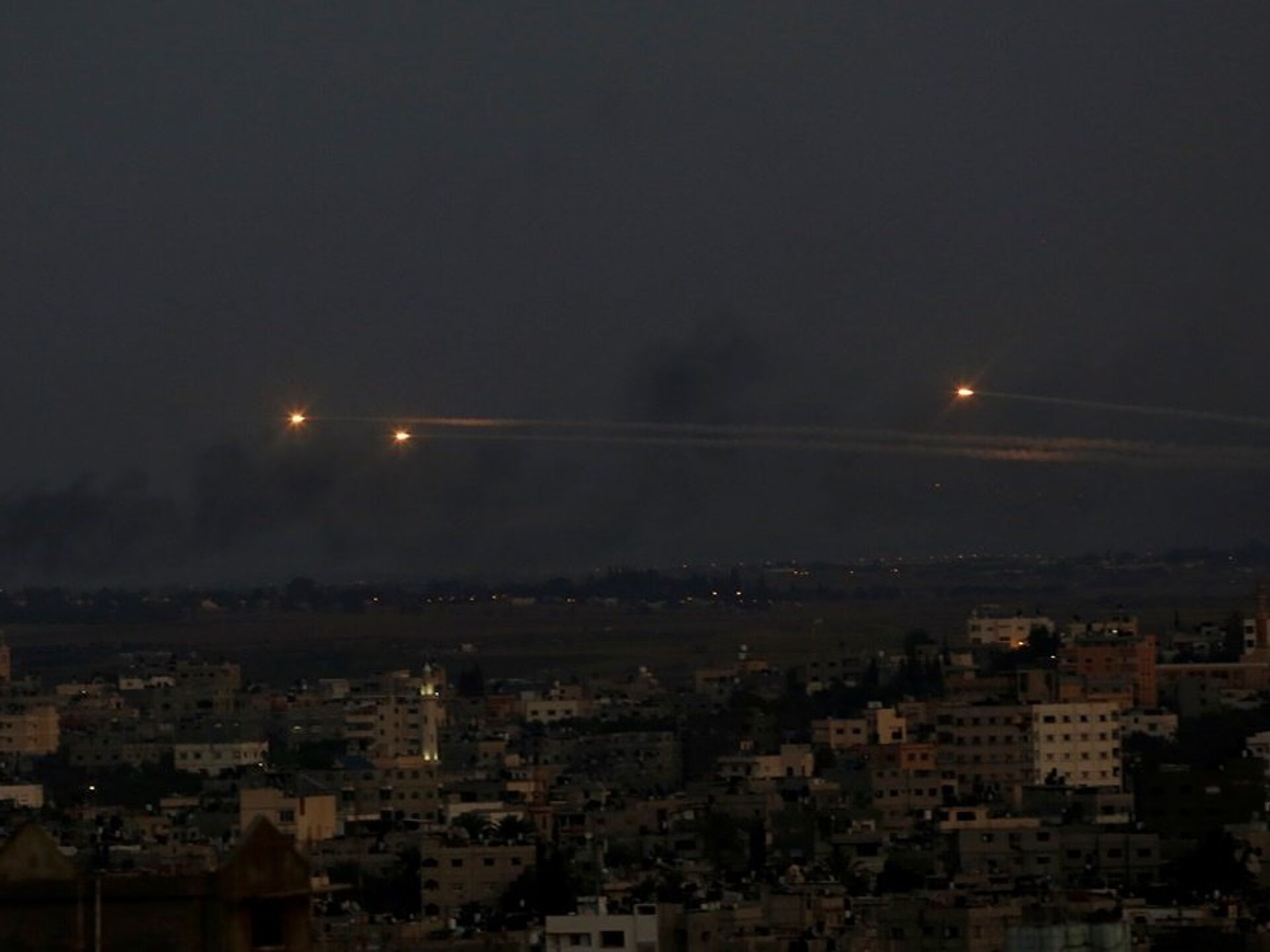 哈马斯与以色列同意将临时停火协议延长2天_人民号