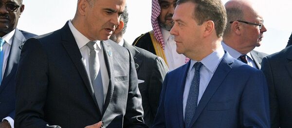 俄总理与瑞士总统讨论达沃斯论坛拒绝多名俄代表出席一事 - 俄罗斯卫星通讯社