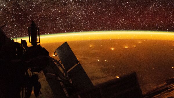 Собственное свечение атмосферы Земли, снятое астронавтом с борта МКС - 俄罗斯卫星通讯社