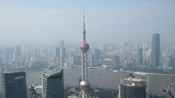 Вид со смотровой площадки Шанхайской башни в районе Пудун в Шанхае - 俄罗斯卫星通讯社