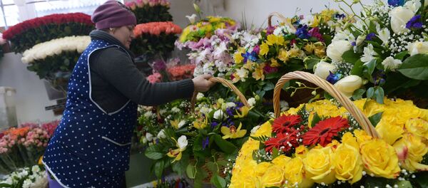 俄罗斯女孩2月14日想收到什么礼物？ - 俄罗斯卫星通讯社