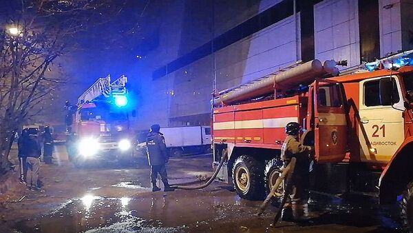 符拉迪沃斯托克Bum購物中心發生火災 - 俄羅斯衛星通訊社