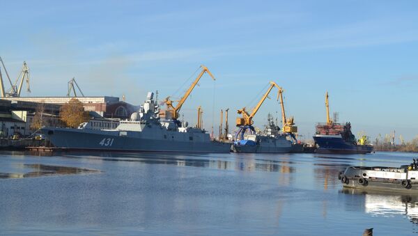 22350型护卫舰是苏联解体后俄罗斯建造的首批大型水面军舰。就其大小、排水量和携带武器而言，它们完全可与驱逐舰相媲美。 - 俄罗斯卫星通讯社