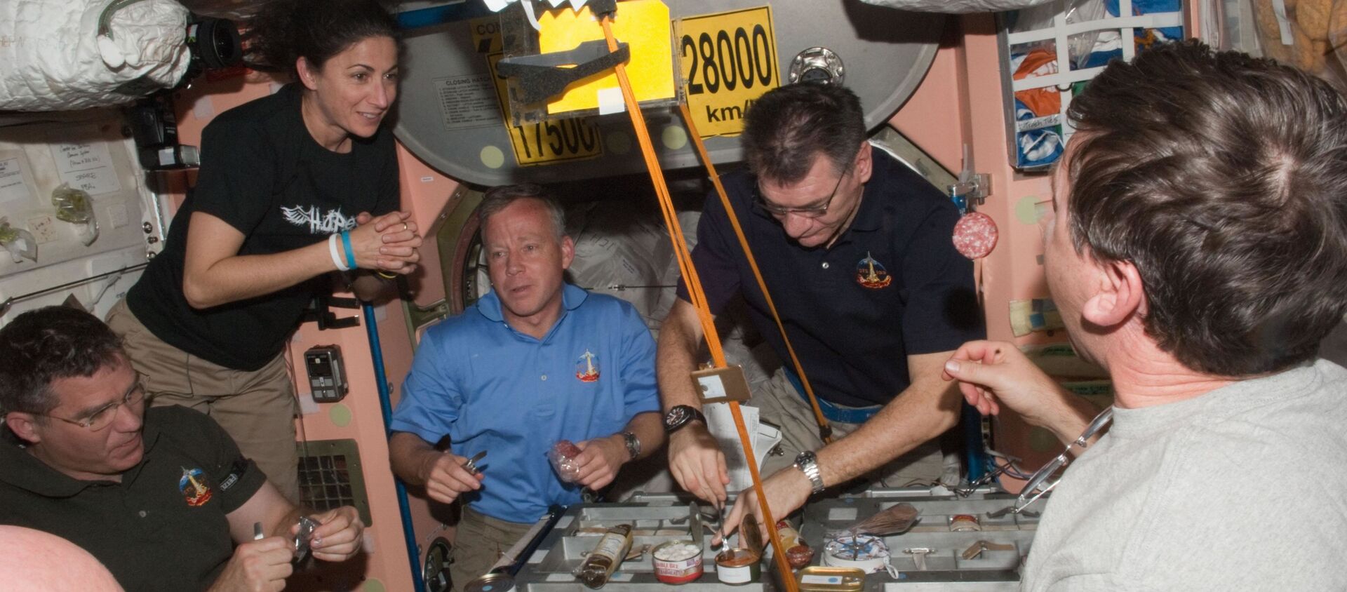 国际空间站宇航员将能吃到大蒜和燕麦片等食物 - 俄罗斯卫星通讯社, 1920, 07.03.2019