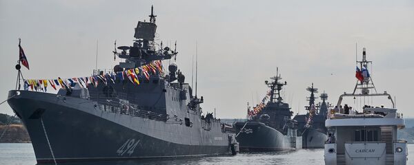 俄印签署对印出口和在印建造俄11356型护卫舰一揽子协议 俄印签署对印出口和在印建造俄11356型护卫舰一揽子协议 - 俄罗斯卫星通讯社