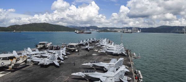 “里根”号航母进入香港水域 - 俄罗斯卫星通讯社