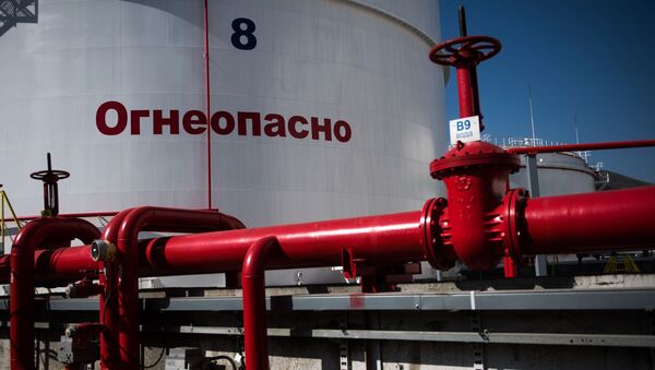 俄经发部预计油价将长期保持每桶50美元左右 - 俄罗斯卫星通讯社