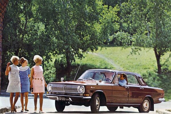 苏联时期的汽车广告 - 俄罗斯卫星通讯社