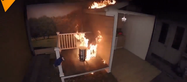 感恩节前炸火鸡爆炸引大火 - 俄罗斯卫星通讯社