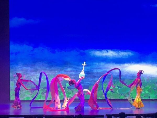 魅力西部”敦煌乐舞和民族歌舞演出在莫斯科音乐剧院圆满举行 - 俄罗斯卫星通讯社