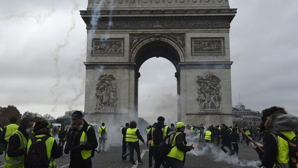 法國內政部長：各地抗議活動中有130人被拘 - 俄羅斯衛星通訊社