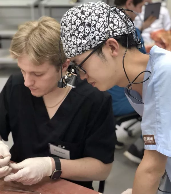 陳闊給研究生做課上指導 陳闊給研究生做課上指導 - 俄羅斯衛星通訊社