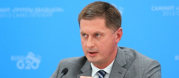 德米特里∙费奥克蒂斯托夫 - 俄罗斯卫星通讯社