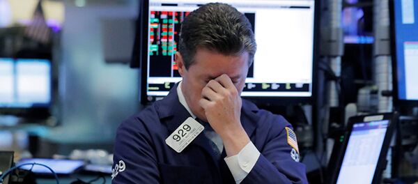 Трейдер на Нью-Йоркской фондовой бирже. Архивное фото. - 俄羅斯衛星通訊社