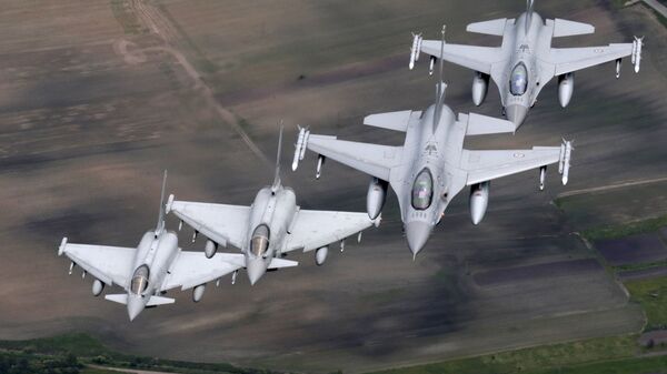 挪威首相：挪威将向基辅交付六架F-16战斗机 - 俄罗斯卫星通讯社