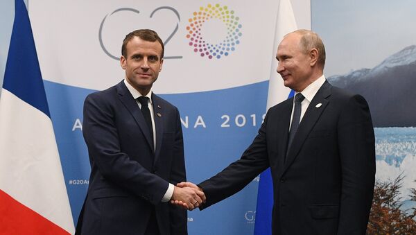 普京在法国国庆日之际向法总统发出贺电 - 俄罗斯卫星通讯社