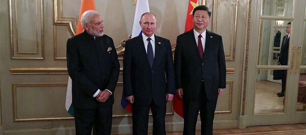 “俄罗斯-印度-中国”形式的会谈 （2018年11月30日） - 俄罗斯卫星通讯社