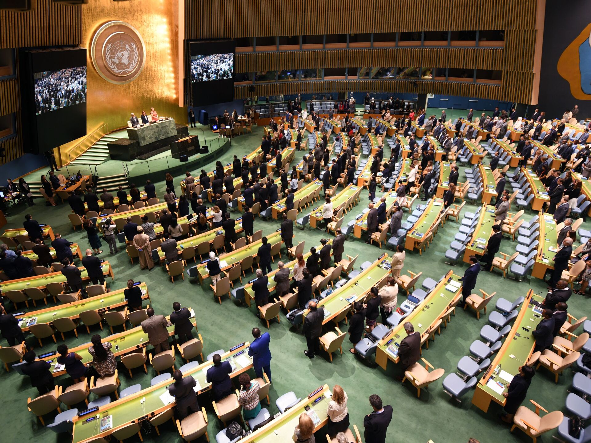 3314 оон. Генеральная Ассамблея ООН. Зал заседания Генеральной Ассамблеи ООН. Зал заседаний Генассамблеи ООН. Генассамблея ООН В Нью Йорке.