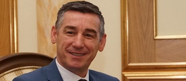 卡迪爾·維塞利 - 俄羅斯衛星通訊社