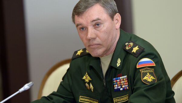 俄军总参谋长在会见北约驻欧洲司令时指出北约在俄边境地区扩大军事存在 - 俄罗斯卫星通讯社