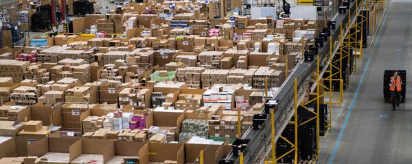 亚马逊销毁了数百万件无法卖出的商品 - 俄罗斯卫星通讯社