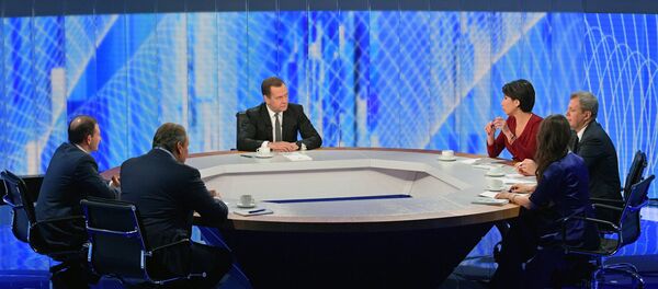 俄总理：大规模贸易战导致全球经济增速减缓 - 俄罗斯卫星通讯社