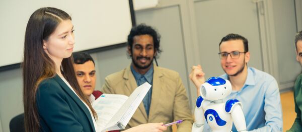 俄罗斯机器人“瓦尼亚”将教授中国学生俄语 - 俄罗斯卫星通讯社