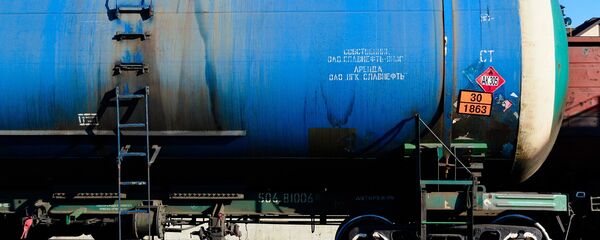 俄專家:俄中貿易額或達到2000億美元 主要通過原料出口實現 俄專家:俄中貿易額或達到2000億美元 主要通過原料出口實現 - 俄羅斯衛星通訊社