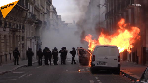 法國“黃馬甲”抗議活動 - 俄羅斯衛星通訊社
