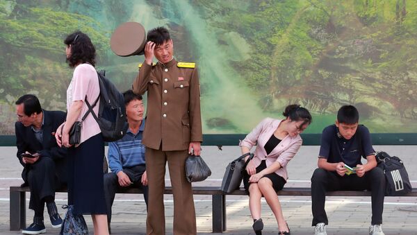 金正恩一代的朝鲜年轻人今天过着怎样一种生活？ - 俄罗斯卫星通讯社