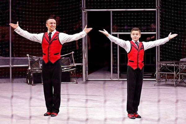 世界上最年轻的训狮人之一铁木儿·冈察洛夫 - 俄罗斯卫星通讯社