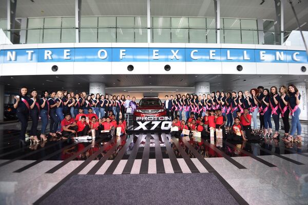 SUV 宝腾 X70 SUV 宝腾 X70 - 俄罗斯卫星通讯社