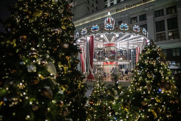 莫斯科市中心“圣诞之旅”艺术节 - 俄罗斯卫星通讯社
