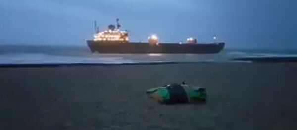 俄罗斯干货船在英国西南部海岸搁浅 俄罗斯干货船在英国西南部海岸搁浅 - 俄罗斯卫星通讯社
