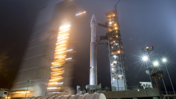 Ракета Atlas-V United Launch Alliance с космическим аппаратом NASA InSight на борту перед стартом - 俄羅斯衛星通訊社
