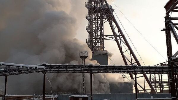 俄彼尔姆边疆区索利卡姆斯克区正在建设的乌拉尔钾肥公司4号矿井12月22日早上发生火灾 - 俄罗斯卫星通讯社