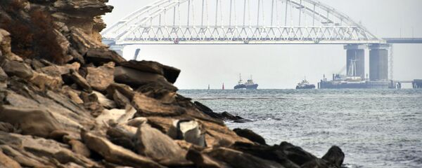 刻赤海峡大桥首次将克里米亚半岛和俄罗斯大陆连接起来 - 俄罗斯卫星通讯社