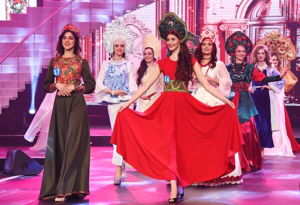 中俄蒙“美丽使者”国际大赛 - 俄罗斯卫星通讯社