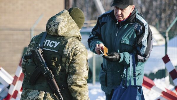 乌克兰解除禁止俄罗斯男性进入该国的禁令 - 俄罗斯卫星通讯社